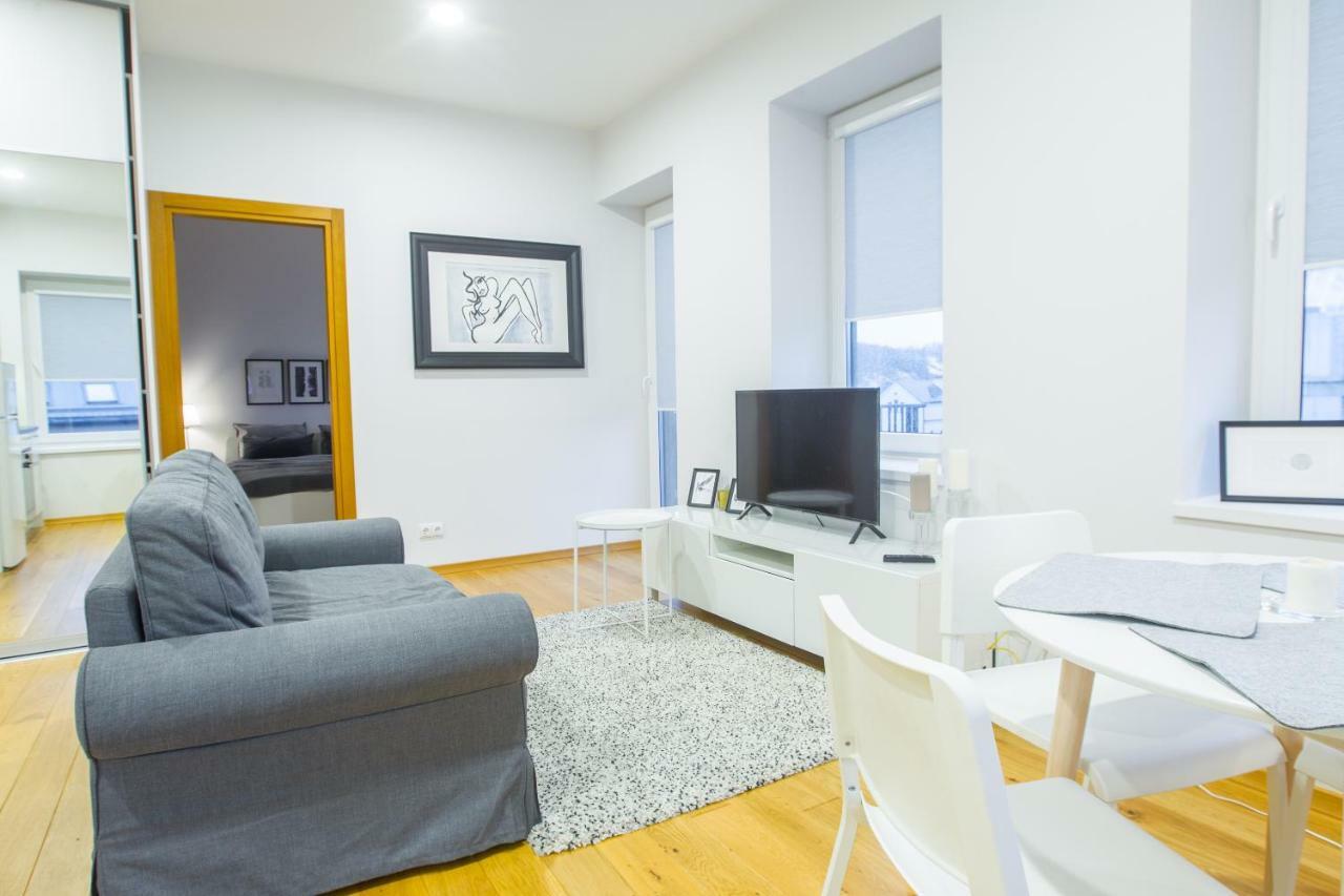 Bright 1Bd Apartment In Old Town By Hostlovers 카우나스 외부 사진
